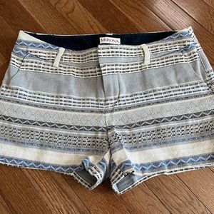 Merona size 6 neutral stripe shorts